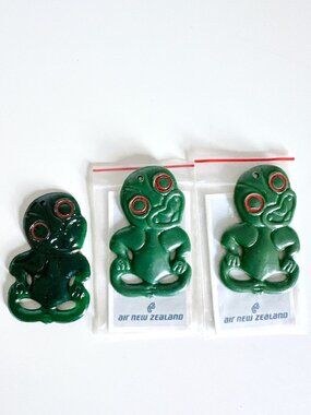VINTAGE AIR NEW ZEALAND TAGS SET OF 3 MAORI HEI-TIKI TAILSMAN
